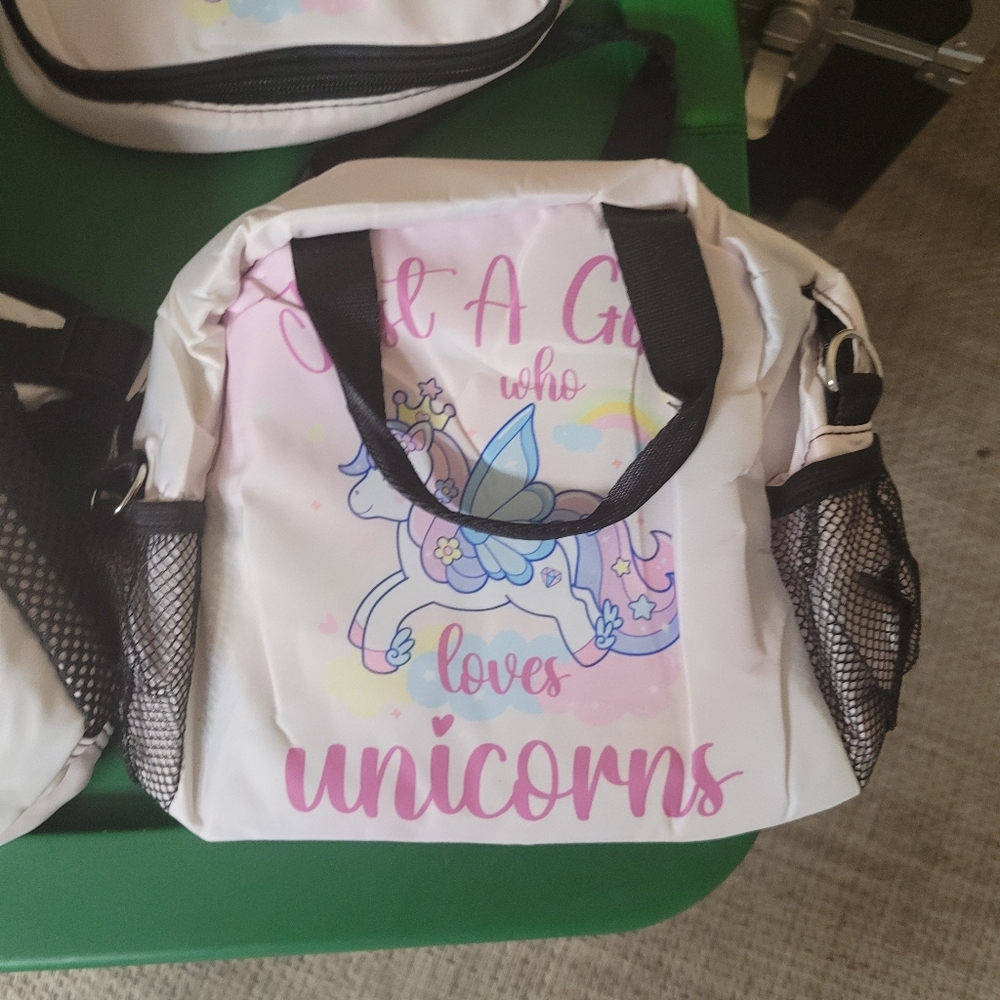 Girls Backpack Combo - Picture 3 of 3